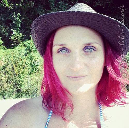 Coloration Cheveux Rose Cerise - Directions