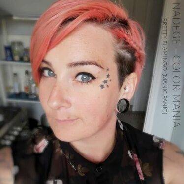 Merci Nadège :) Coloration Cheveux Corail Pretty Flamingo UV - Manic Panic | Color-Mania