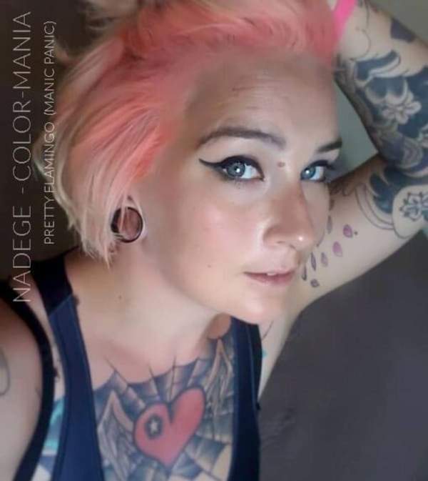 Merci Nadège :) Coloration Cheveux Corail Pretty Flamingo UV - Manic Panic | Color-Mania