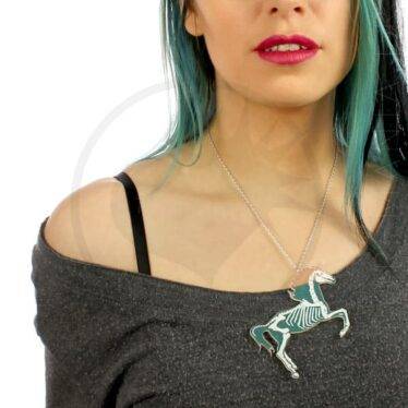 Collier Licorne Squelette Transparent Irisé | Color-Mania