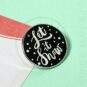 Pin's Let It Snow | Color-Mania