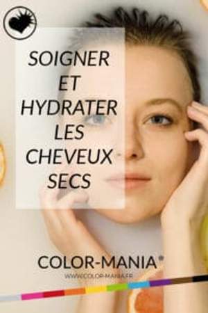 jeune femme aux cheveux blonds prenant un bain pour illustrer les soins pour cheveux secs