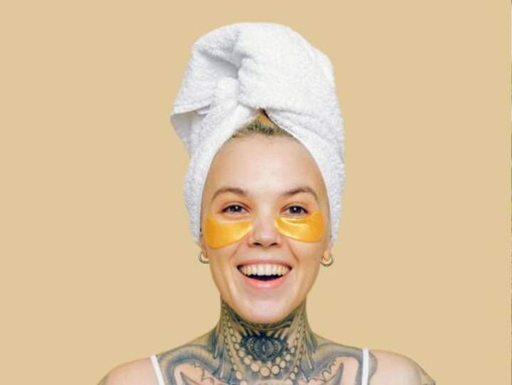 illustration de soins pour cheveux abimés