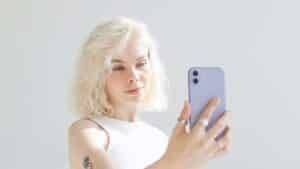 cheveux blonds polaire